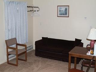 Badlands Budget Host Interior Sd