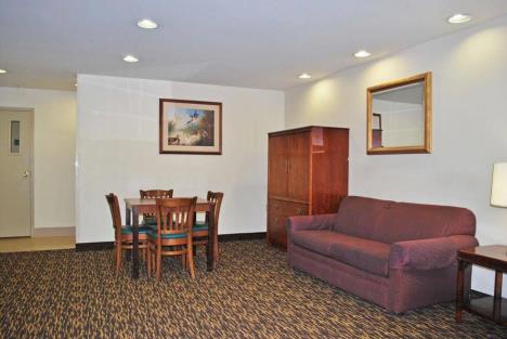 Budget Host Inn and Hotel