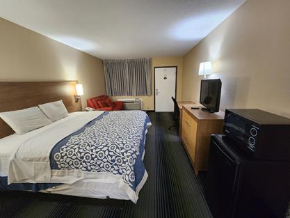 Budget Host Inn and Hotel
